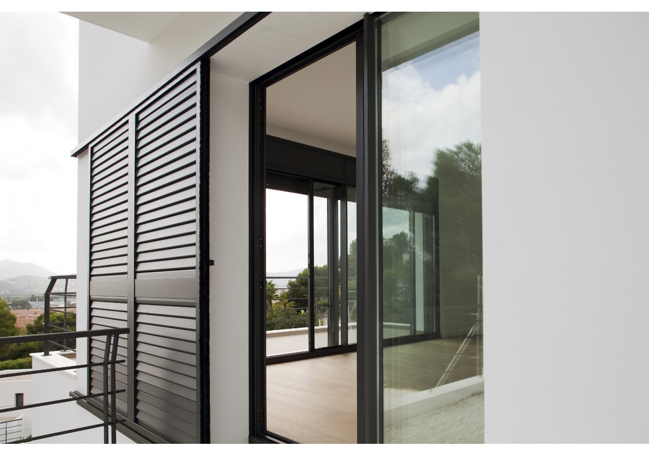 Volet battant en aluminium