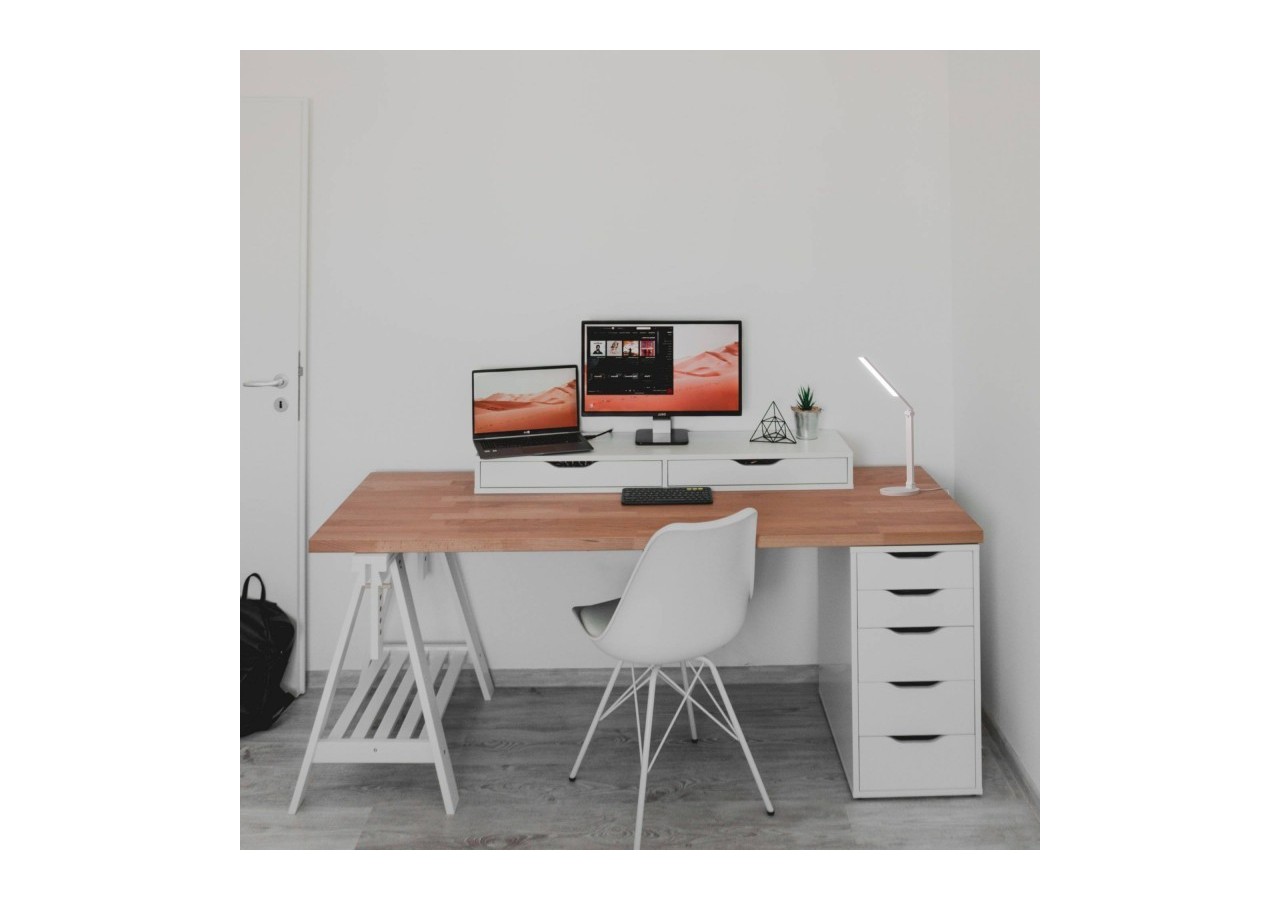 Lampe de bureau LED avec USB-Dimmable-CCT-4W - L1015-B - Barcelona LED