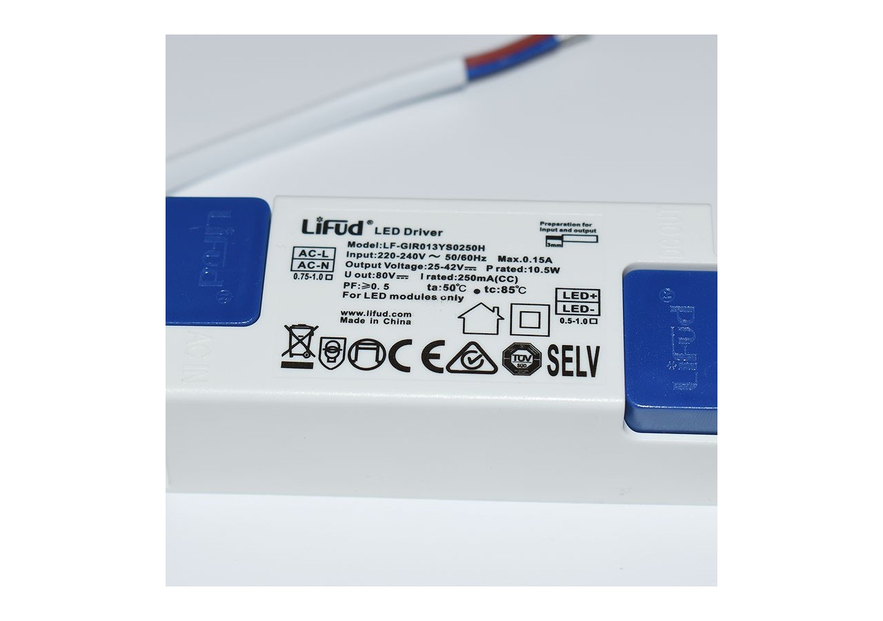 Spot LED encastrable 11W "KOPPA"-Optique 15 degrés-Coupe diamètre 100mm-Faible UGR - MODR11-15-N-2700 - Barcelona LED