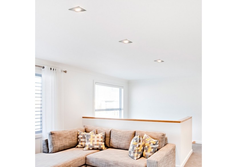 Collerette carrée orientable à encastrer pour ampoule GU10/MR16 - Découpe diamètre 75mm - B982-C-P - Barcelona LED Collerette carrée orientable à encastrer pour ampoule GU10/MR16 - Découpe diamètre 75mm - B982-C-P - Barcelona LED