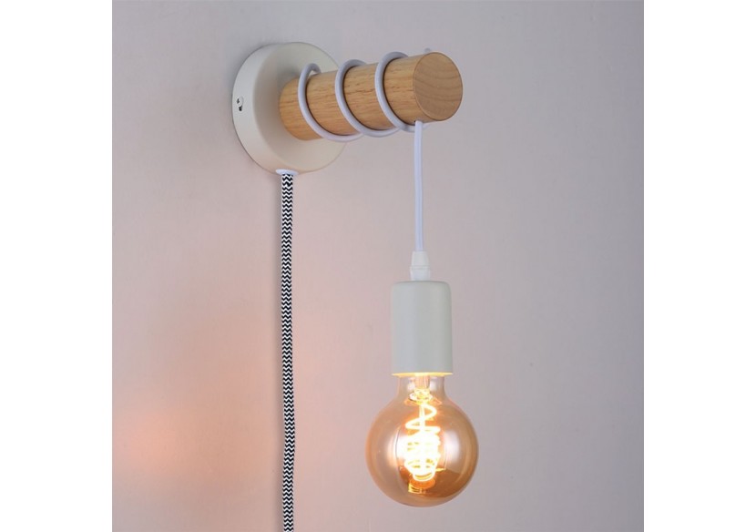 Lampe murale en bois avec interrupteur et prise "MILA" - LM135-EU-B - Barcelona LED Lampe murale en bois avec interrupteur et prise "MILA" - LM135-EU-B - Barcelona LED