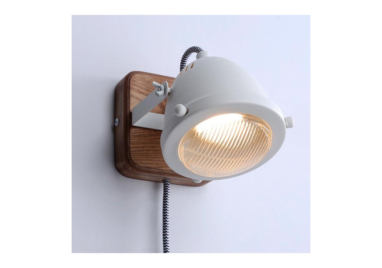 Applique murale avec prise et interrupteur "MOTT" - LV140-B-EU - Barcelona LED