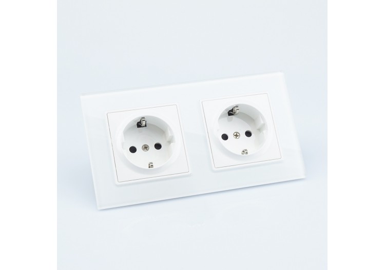 Prise UE 16A Panneau de Verre Double Blanc