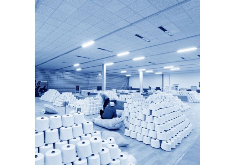 Vt-8-43 Raccord de réglette LED 40 W - 127 cm, puce Samsung CCT : 3 en 1, 5 ans de garantie- 517 - V-tac