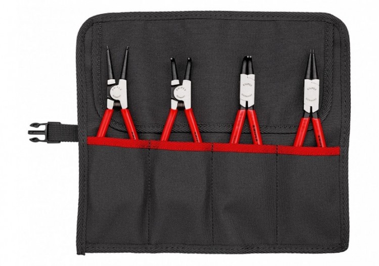 Trousse composée d'un jeu...