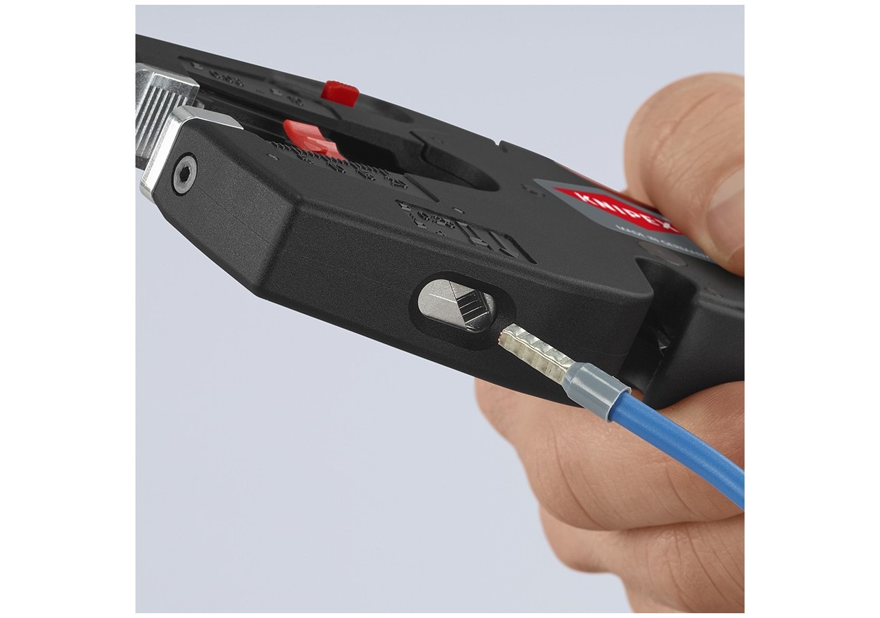 Pince à dénuder automatique 10mm2 et à sertir les embouts de 0,25 à 4mm2 - Knipex - 1272190