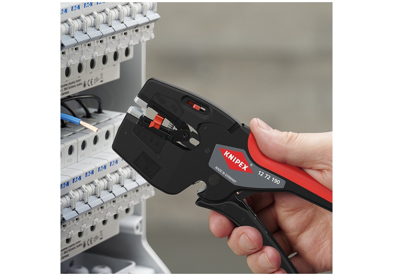 Pince à dénuder automatique 10mm2 et à sertir les embouts de 0,25 à 4mm2 - Knipex - 1272190