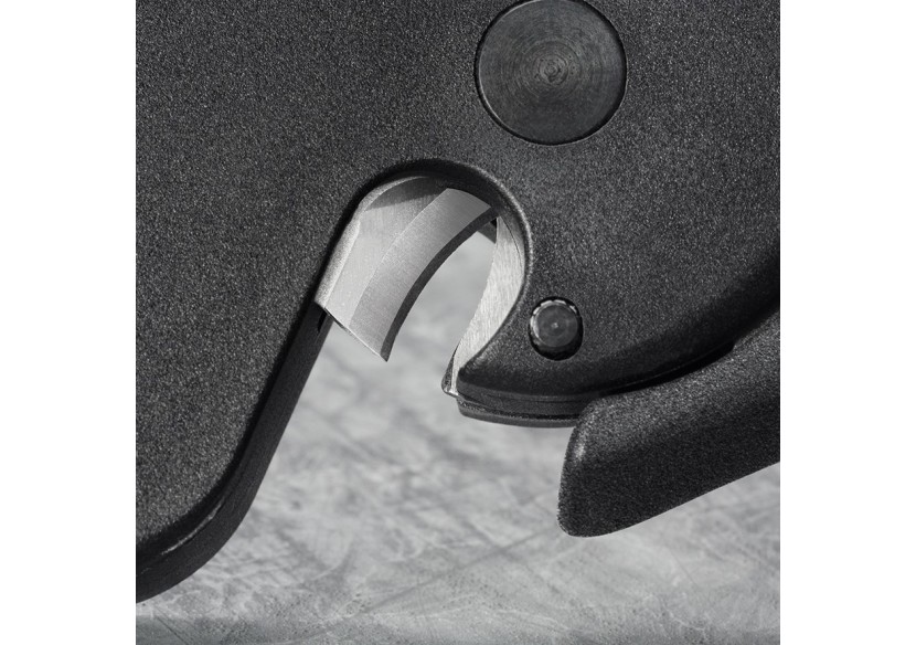 Pince à dénuder automatique 10mm2 et à sertir les embouts de 0,25 à 4mm2 - Knipex - 1272190