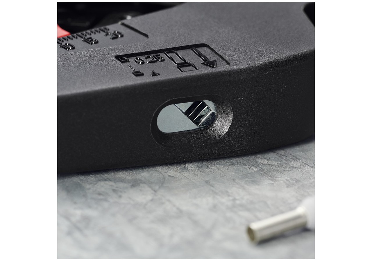 Pince à dénuder automatique 10mm2 et à sertir les embouts de 0,25 à 4mm2 - Knipex - 1272190