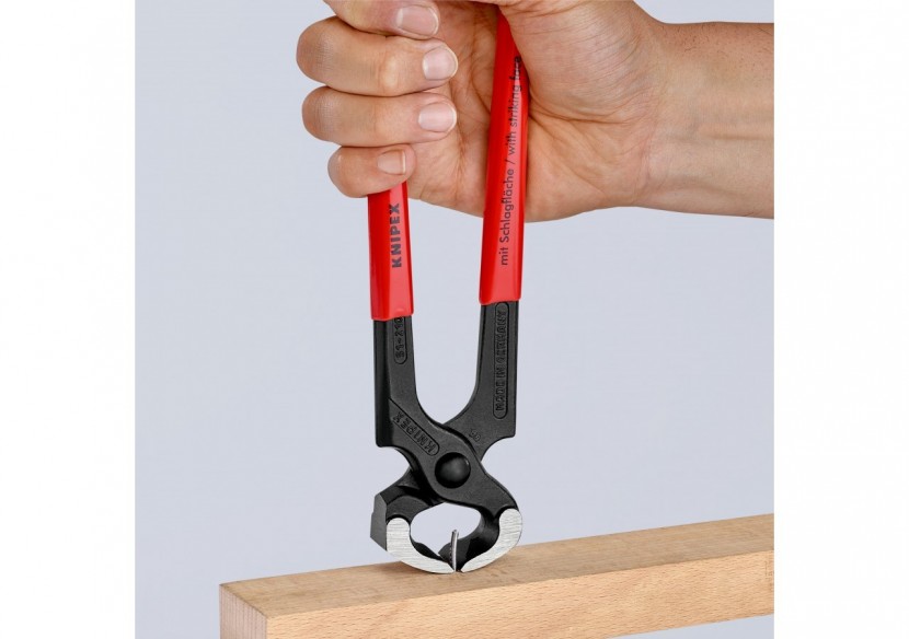 Tenaille marteau 210mm - Gainage PVC, tête polie - 60 HRC - Knipex - 5101210