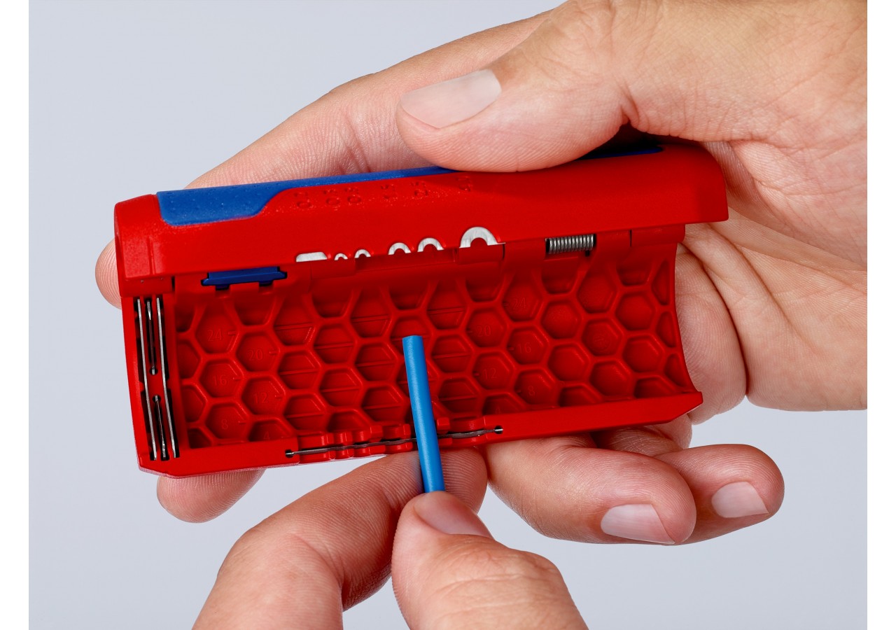 TwistCut® Coupe-gaines préfilées et sanitaires Ø13 à 32mm - Fonction dénudage SC - Knipex - 902202SB