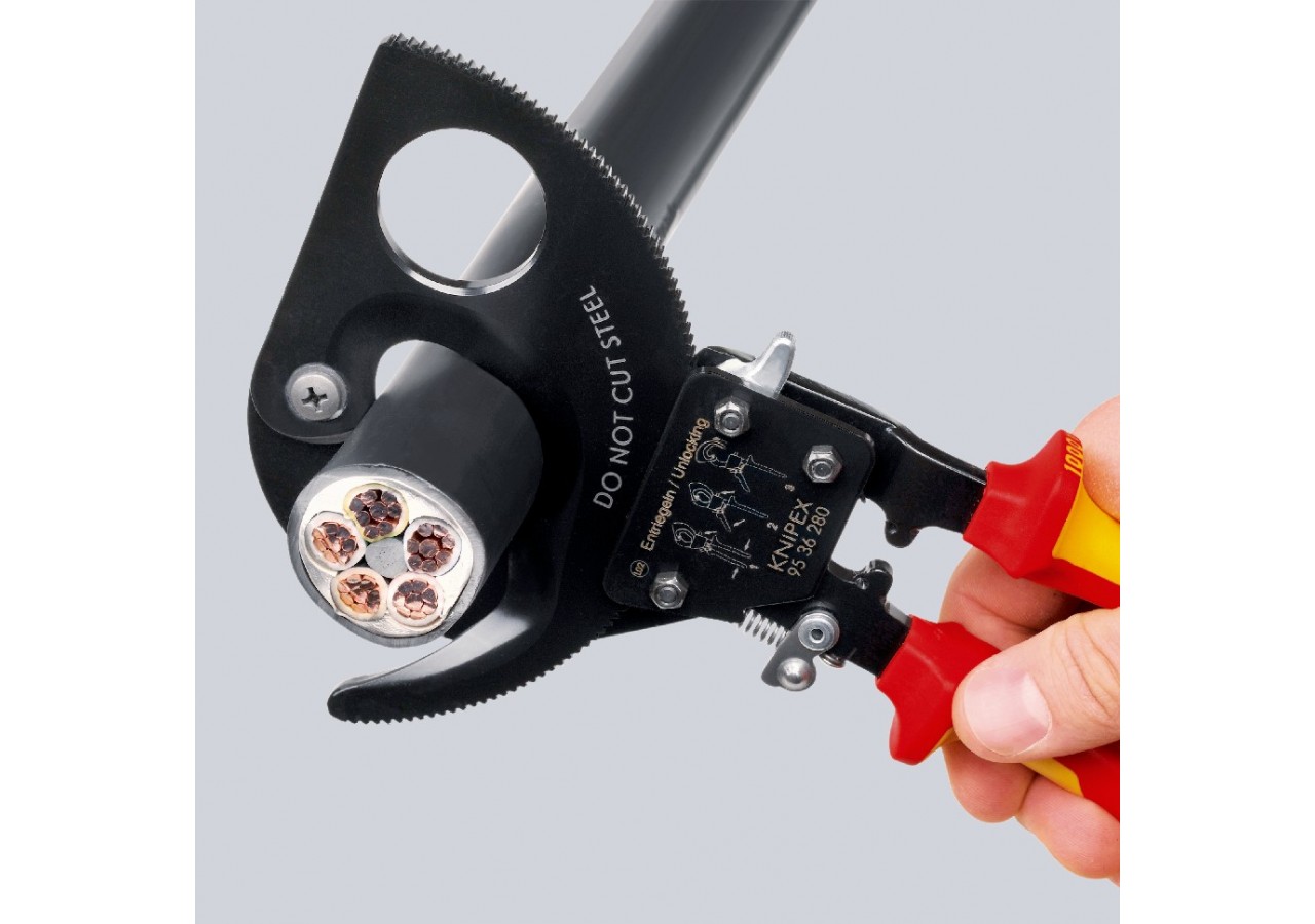 Coupe-câbles à cliquet 250mm - Cu/Al Ø32mm/240mm2 - Gainage isolé 1000V - Knipex - 9536250