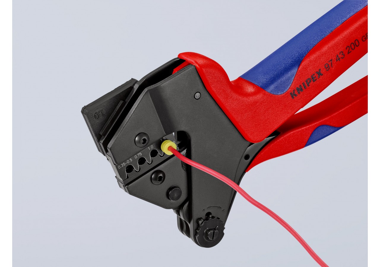 Pince à sertir universelle 200mm - Gaines bi-matière - Sans matrice - En coffret - Knipex - 9743200