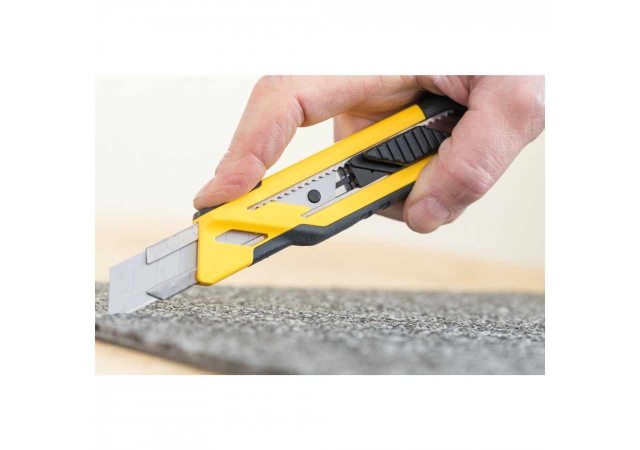 CUTTER 18MM STANDARD - STHT10266-1 - Stanley