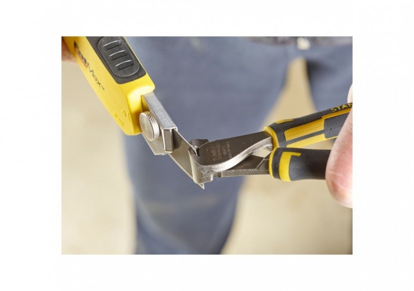 LAMES DE CUTTERS 25MM - CARTE 5 LAMES - FATMAX - 0-11-725 - Stanley