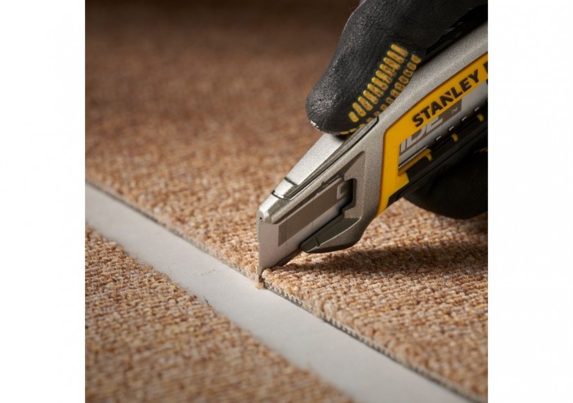 LAMES DE CUTTER 18MM FATMAX AU CARBURE DE TUNGSTENE - CARTE 50 LAMES - STHT8-11818 - Stanley