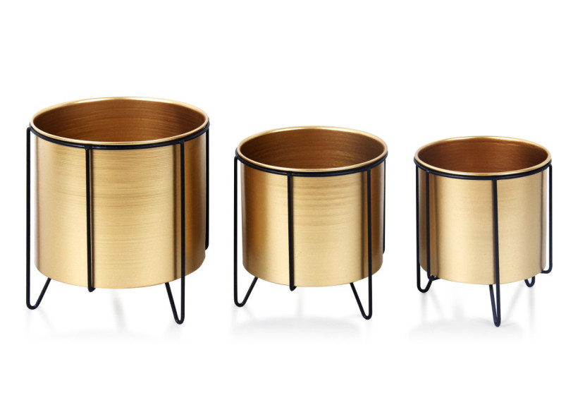 Ensemble SWEN BLACK&GOLD - 3 assiettes avec support - HTOP8531-PROM - Mondex