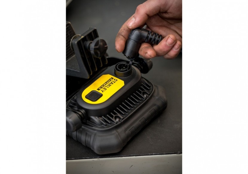 PROJECTEUR RECHARGEABLE - 1 000 LUMENS - FATMAX - FMHT81507-1 - Stanley