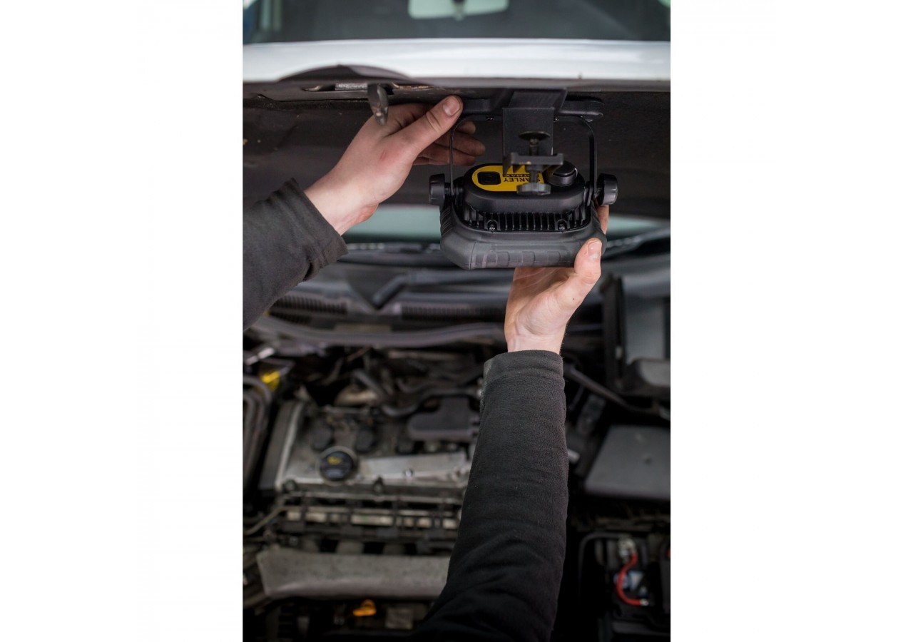 PROJECTEUR RECHARGEABLE - 1 000 LUMENS - FATMAX - FMHT81507-1 - Stanley