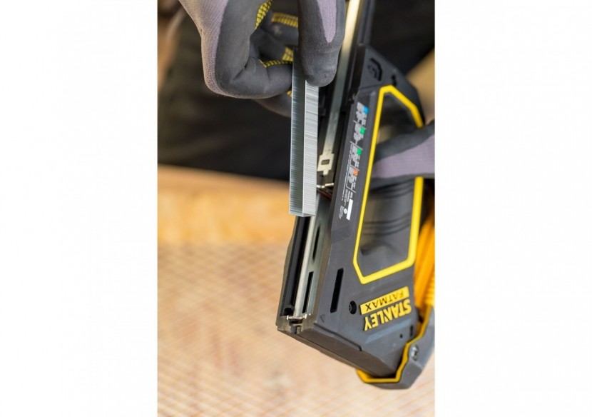 AGRAFEUSE CLOUEUSE 4 EN 1 FATMAX - FMHT0-80550 - Stanley