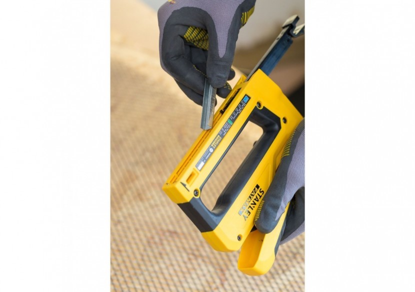 AGRAFEUSE-CLOUEUSE REVERSE SQUEEZE FATMAX - FMHT0-80551 - Stanley