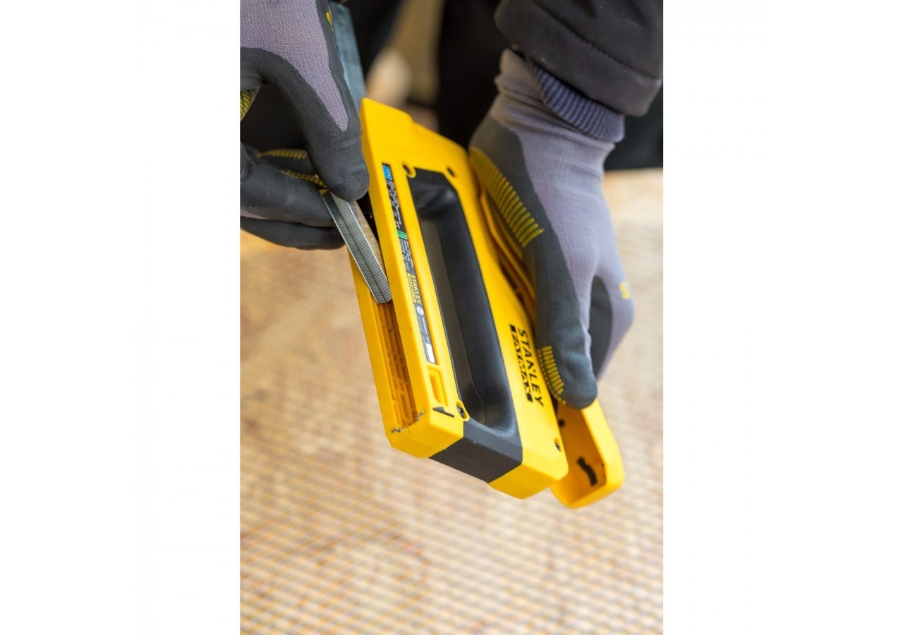 AGRAFEUSE-CLOUEUSE REVERSE SQUEEZE FATMAX - FMHT0-80551 - Stanley