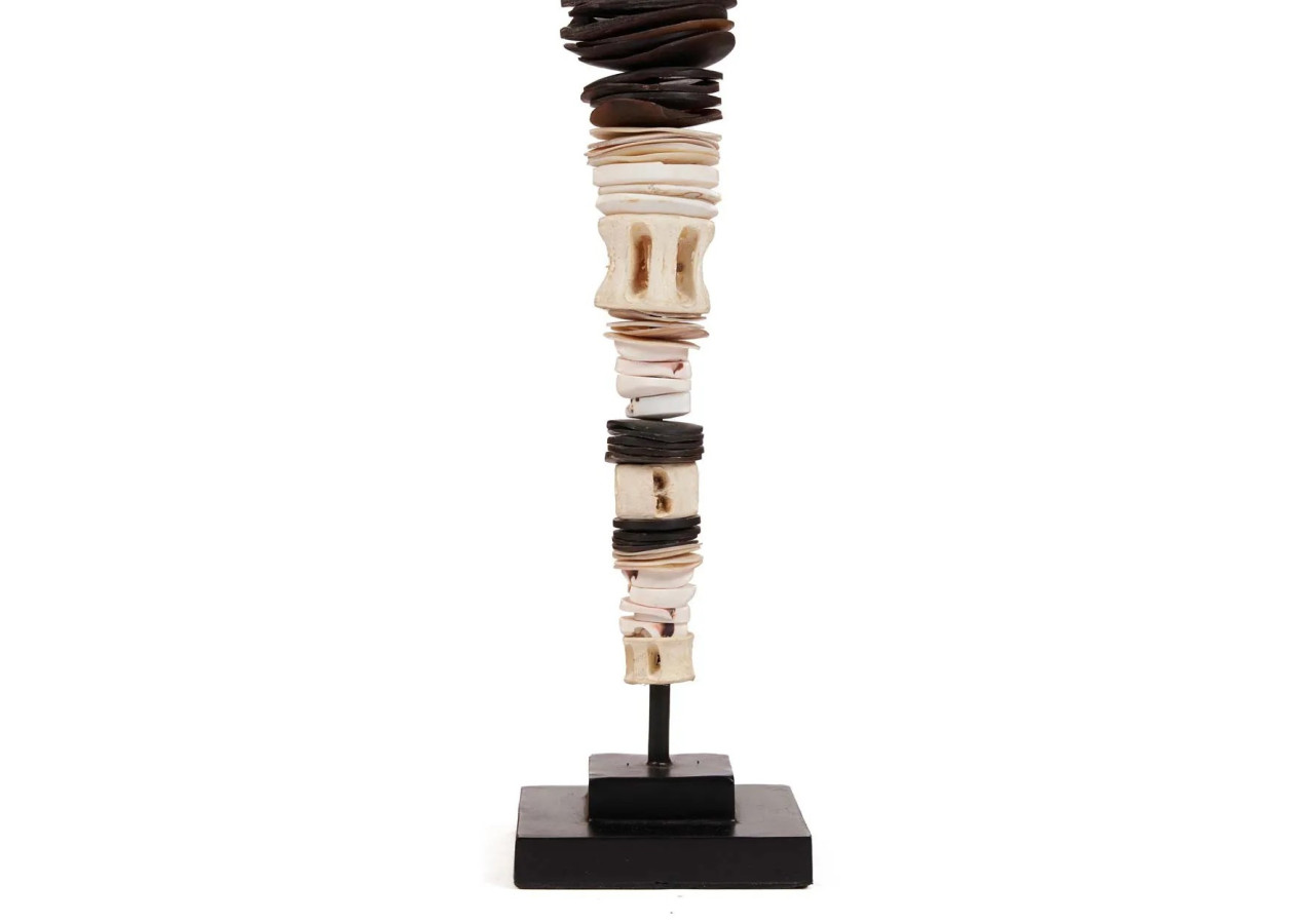 The Money Shell on Stand - Black White - L