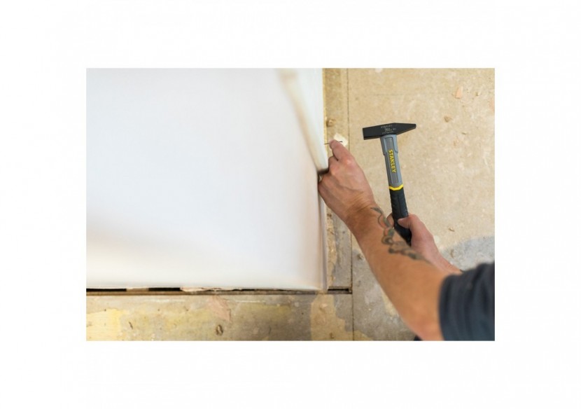 MARTEAU DE SERRURIER MANCHE FIBRE DE VERRE 200G - STHT0-51906 - Stanley