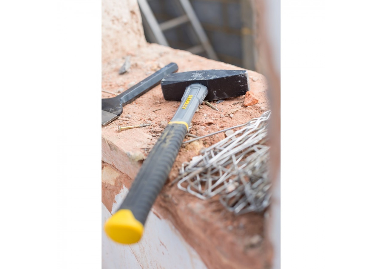 MARTEAU DE SERRURIER MANCHE FIBRE DE VERRE 1000G - STHT0-51910 - Stanley