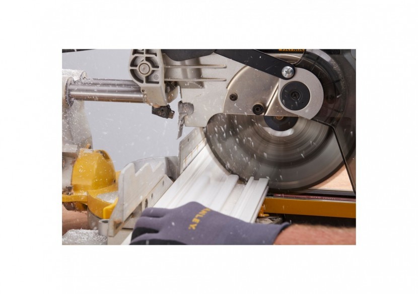 RAIL MURAL TRACKWALL 121 CM - STST82602-1 - Stanley