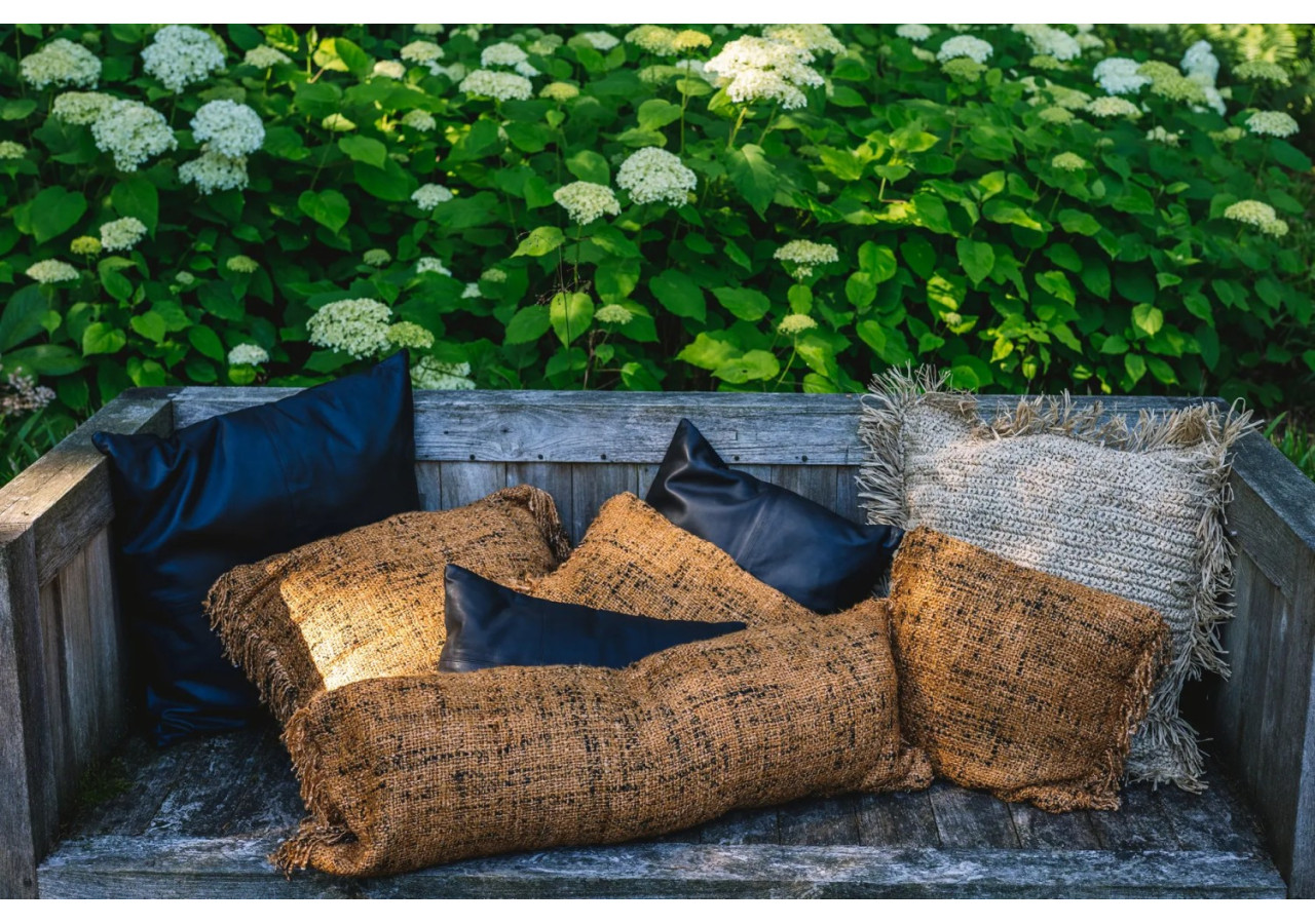 Housse de coussin en cuir à quatre panneaux - Noir 40x40cm - INPG001B-40x40 - Bazar Bizar