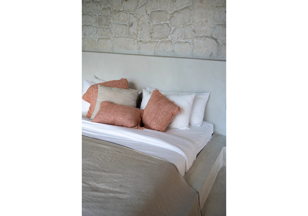 Housse de coussin Oh My Gee - Rose Saumon 30x50cm - INIE001Pi-30x50 - Bazar Bizar