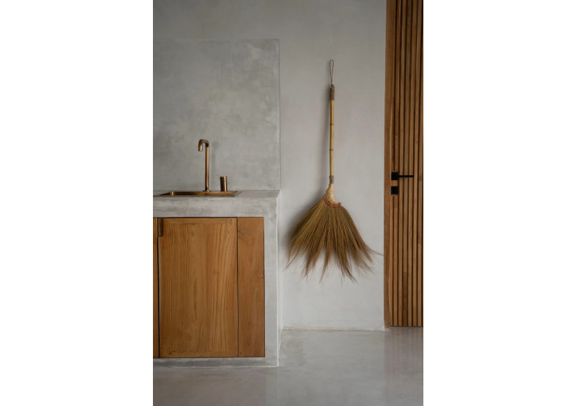 Balai Rayung - Fait main en fibres naturelles - BAJN119N - Bazar Bizar Balai Rayung - Fait main en fibres naturelles - BAJN119N - Bazar Bizar