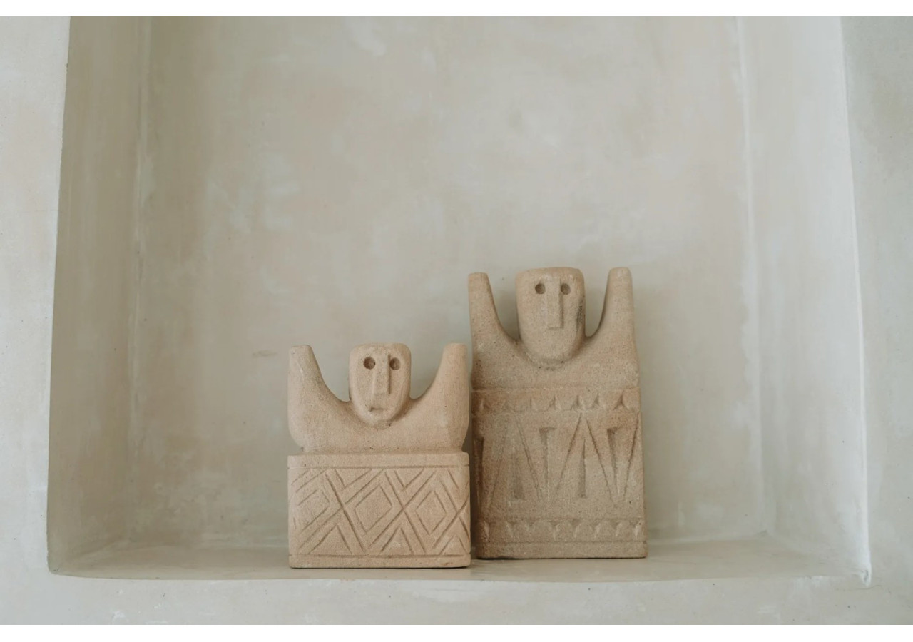 Statue en Pierre Sumba n°16 - Artisanat Indonésien en Grès - BAHRA016 - Bazar Bizar