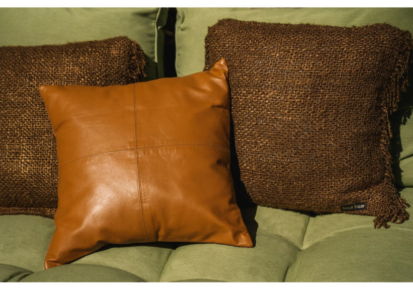 Housse de Coussin Oh My Gee - Marron 40x40cm - INIE001Br-40x40 - Bazar Bizar