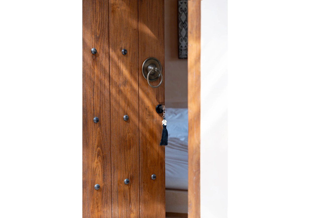 Porte-Clés Sumbawa - Noir Marron avec Coquillage - BALE044BBr - Bazar Bizar