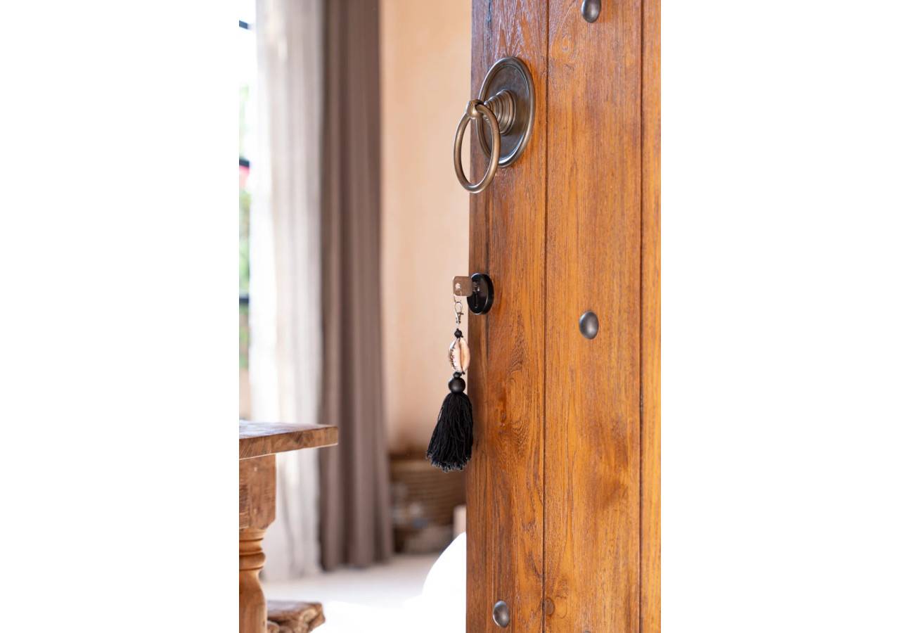 Porte-Clés Sumbawa - Noir Marron avec Coquillage - BALE044BBr - Bazar Bizar