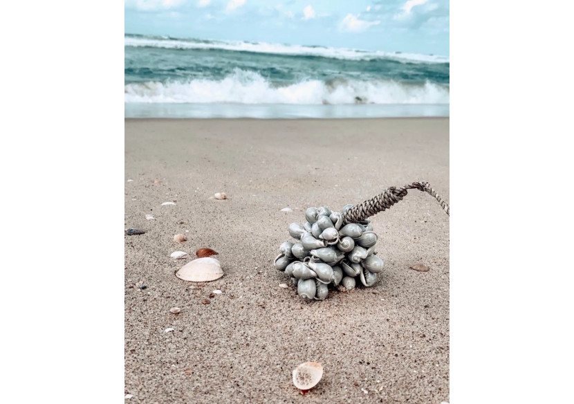 Tassel en Coquillages Gris - BALE046Gr - Bazar Bizar