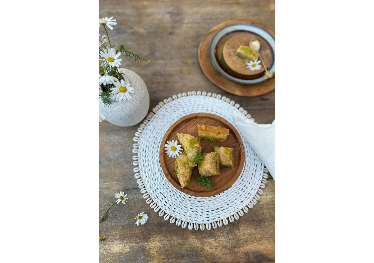 Napperon en Herbe de Mer - Blanc avec Coquillages - BAJN057W - Bazar Bizar