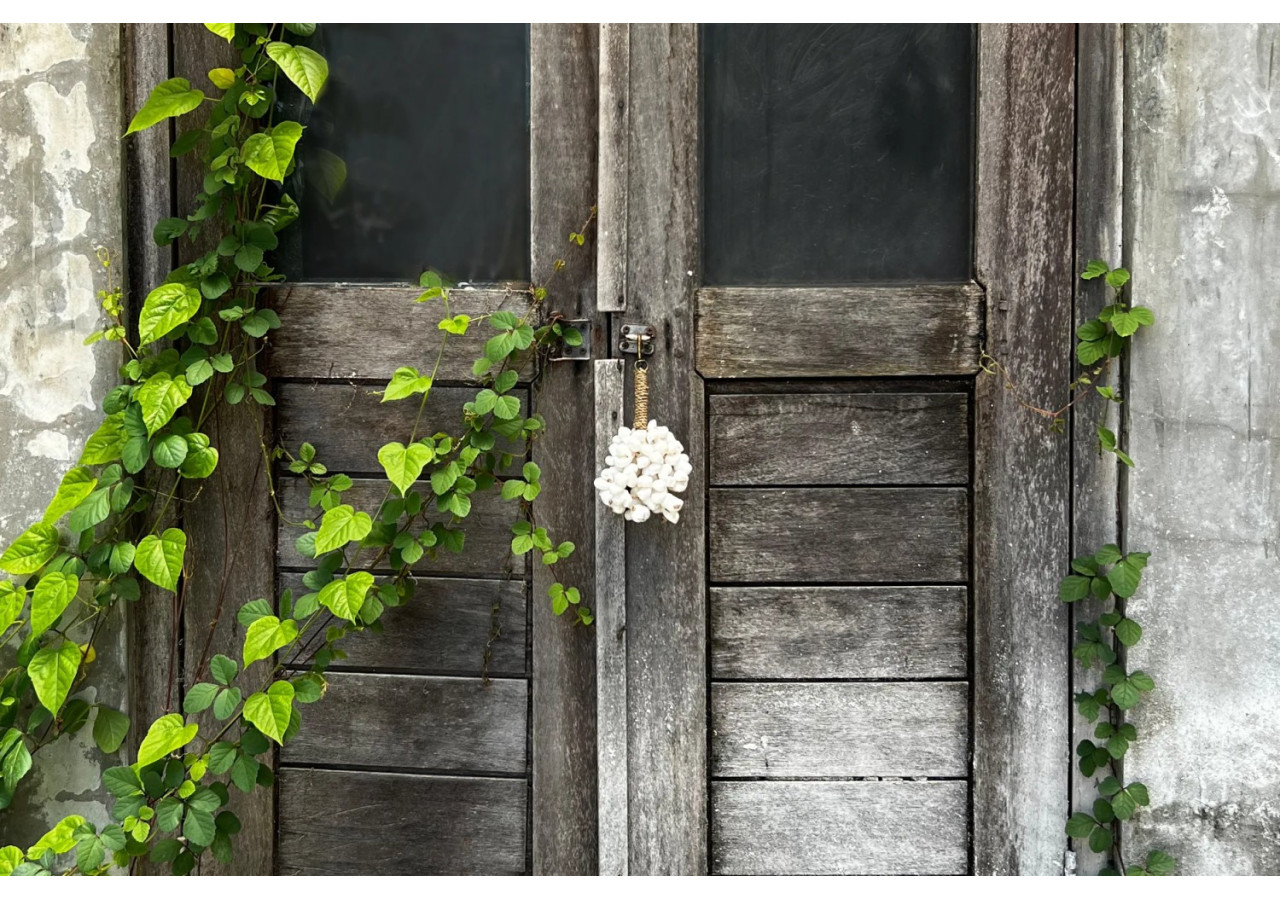 Porte-clés Kai Shell - Blanc en corde de mer - BALE131W - Bazar Bizar