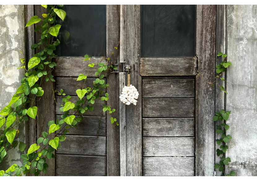 Porte-clés Kai Shell - Blanc en corde de mer - BALE131W - Bazar Bizar