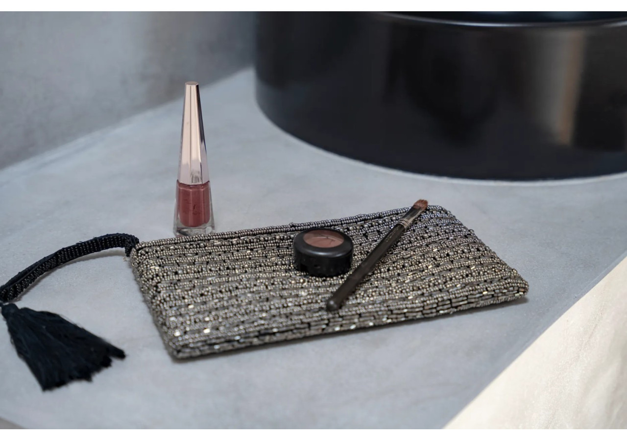 Pochette en Perles Argentées - Élégante et Pratique - BABE006S - Bazar Bizar