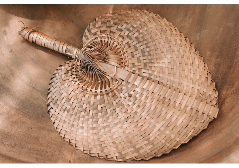 Éventail Naturel - Artisanat Balinais en Bambou - BAJN115N-S - Bazar Bizar