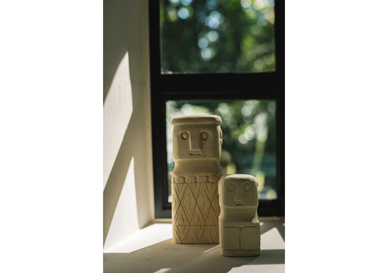 Homme en Pierre Sumba - Naturel - Petit - BA006A-S - Bazar Bizar