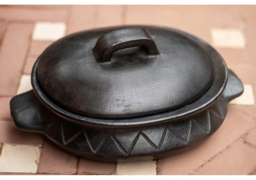 Pot ovale brûlé avec motif et poignées latérales - Noir - JAES032B - Bazar Bizar Pot ovale brûlé avec motif et poignées latérales - Noir - JAES032B - Bazar Bizar