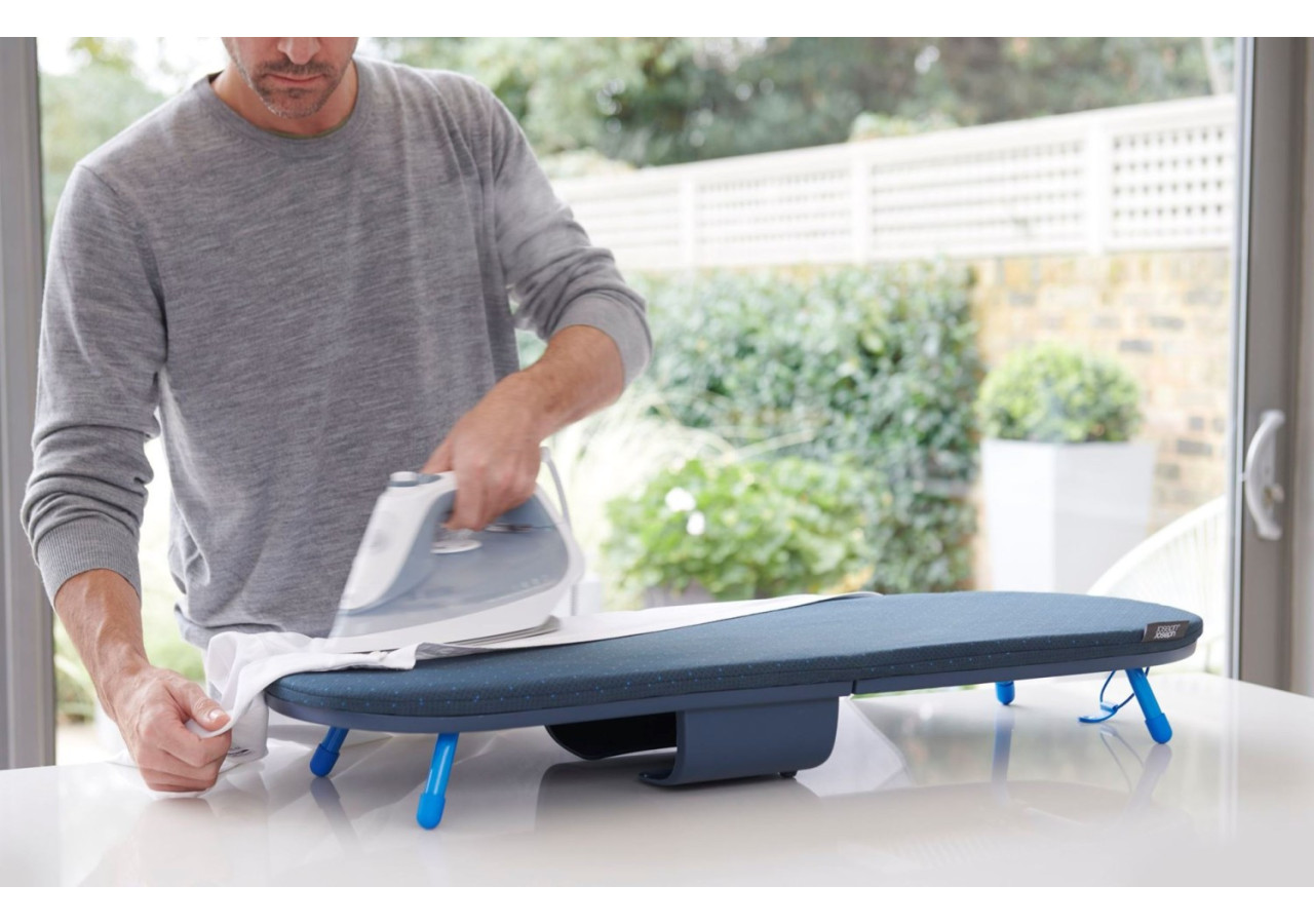 Planche à repasser Pocket - Compacte et pliable - JJ 004007 - Joseph Joseph