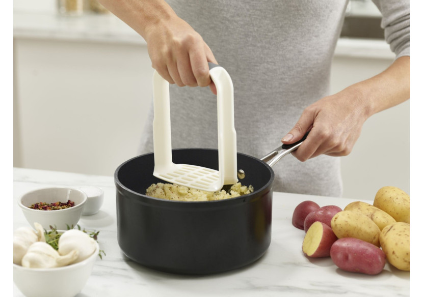 Presse-purée Easy-Mash - Efficacité ergonomique - JJ 001761 - Joseph Joseph Presse-purée Easy-Mash - Efficacité ergonomique - JJ 001761 - Joseph Joseph