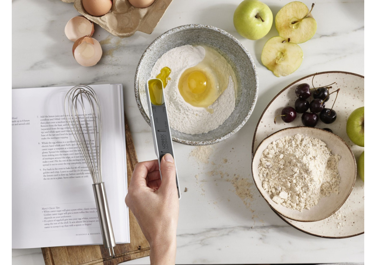 Cuillère Doseuse Measure-Up - Réglable de 5 à 15 ml - JJ 002065 - Joseph Joseph