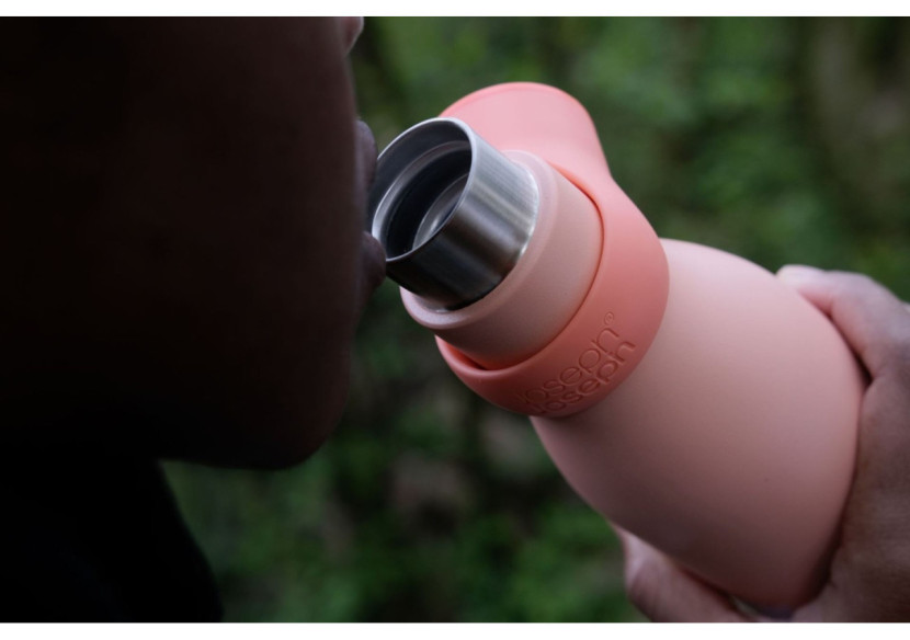 Gourde Loop - Isotherme double paroi 500 ml - JJ 004175 - Joseph Joseph Gourde Loop - Isotherme double paroi 500 ml - JJ 004175 - Joseph Joseph