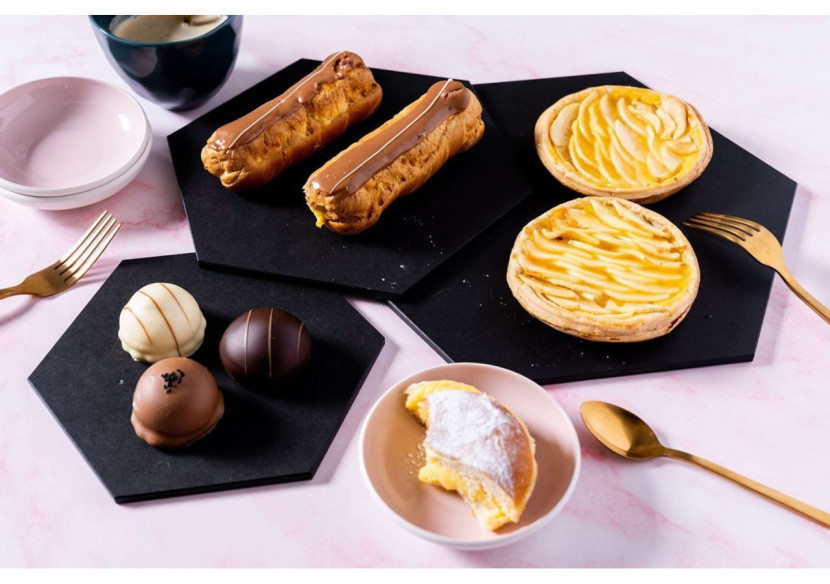 Planche à Découper et Servir Utrecht - Design six côtés en bois - AK 272208 - ATMK